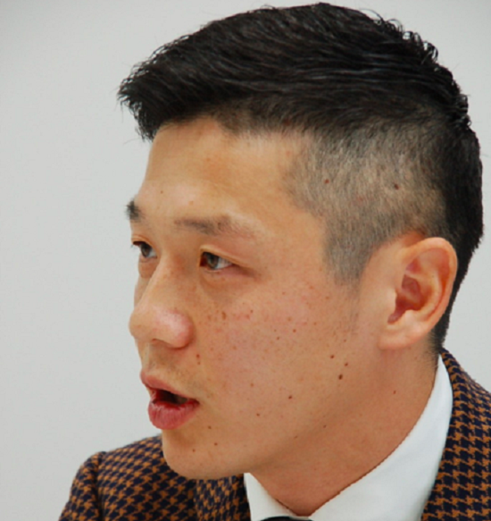 村井忠寛